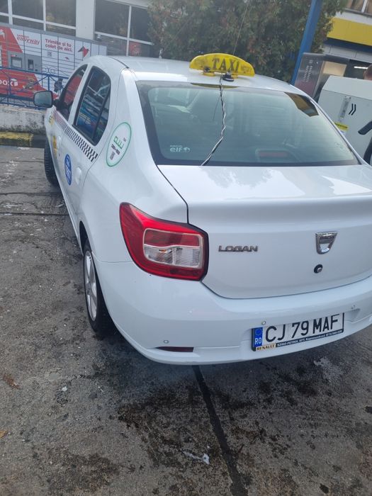 Vând autorizatie taxi