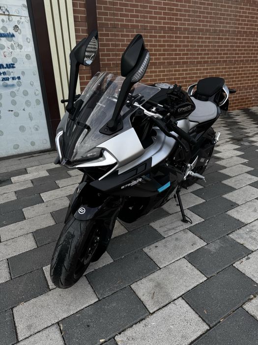 Cf moto 675sr-r 2025