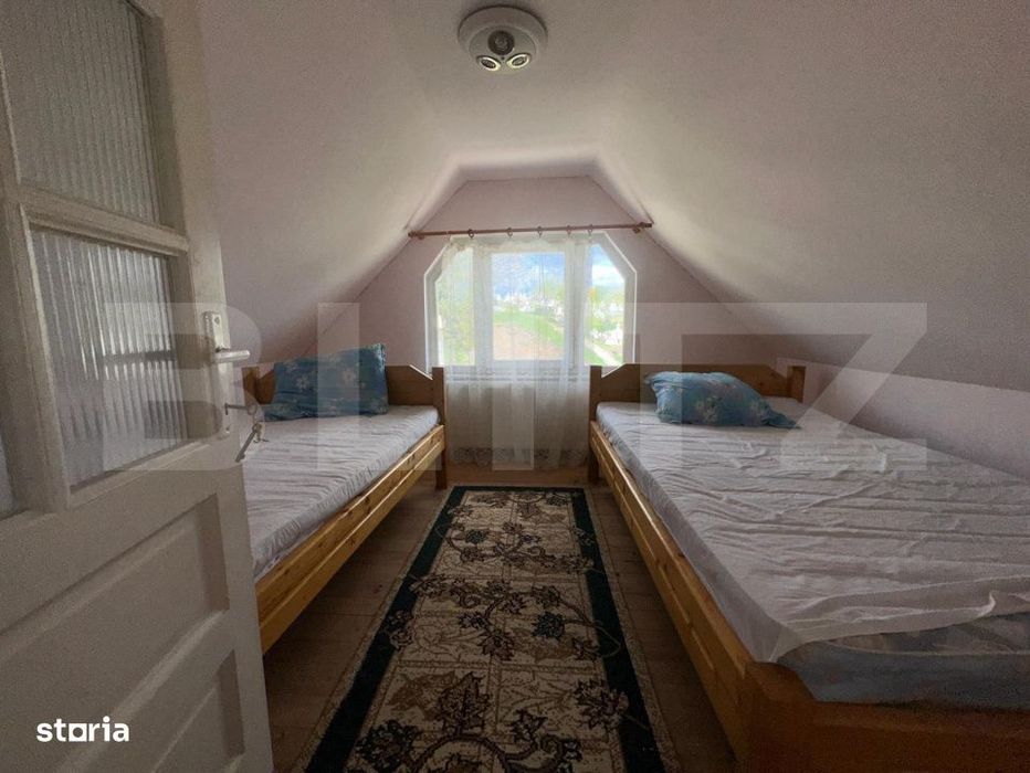 Ansamblu cu 3 locuinte, teren 1.700 mp, ideal investitie