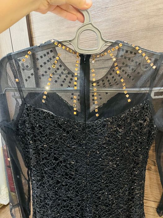 Вечерняя одежда в идеальному состояние