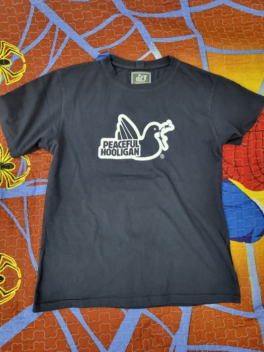 Футболка Peaceful Hooligan