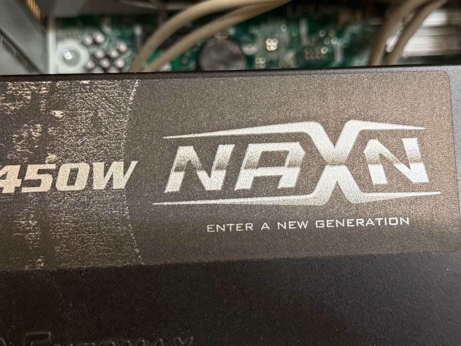 Конпютърна конфигурация HP P6000 P6237fr