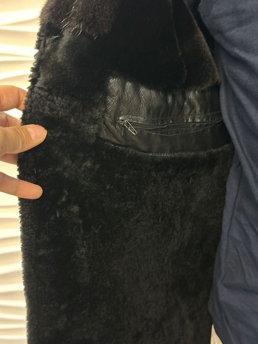 продаю кожаную курту