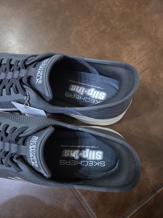 Мъжки маратонки Skechers GoWalk  49 номер, чисто нови!