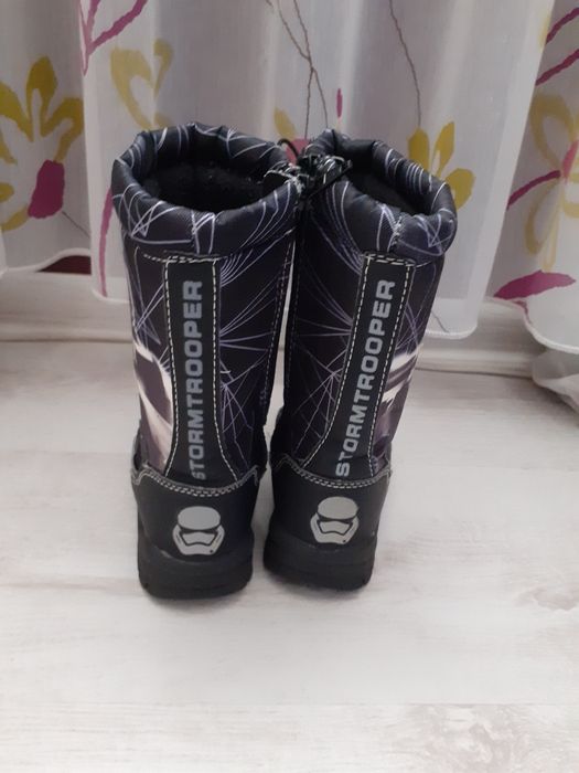 Ботуши за момче 28 номер-18см.стелка