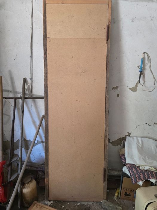 Продам деревянные двери