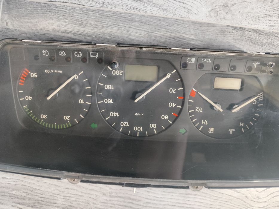 Приборка :  Фольксваген пассат б4.