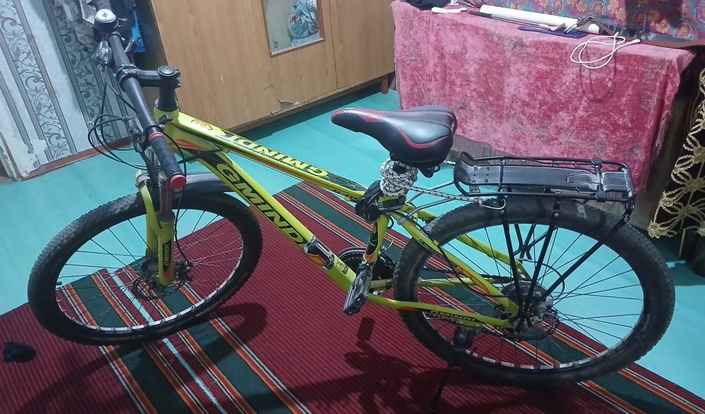 Velosiped sotiladi