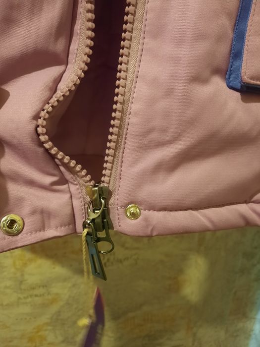 Новая Куртка на девочку