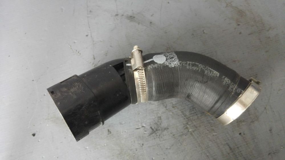 furtun tub intercooler 2.0 tdi dfg vw passat b8 touran 5t1 tiguan ad1 golf 7 audi a3 8v q2