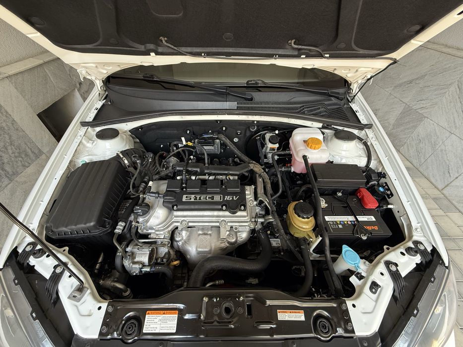 Chevrolet LACETTI (gentra) сотилади