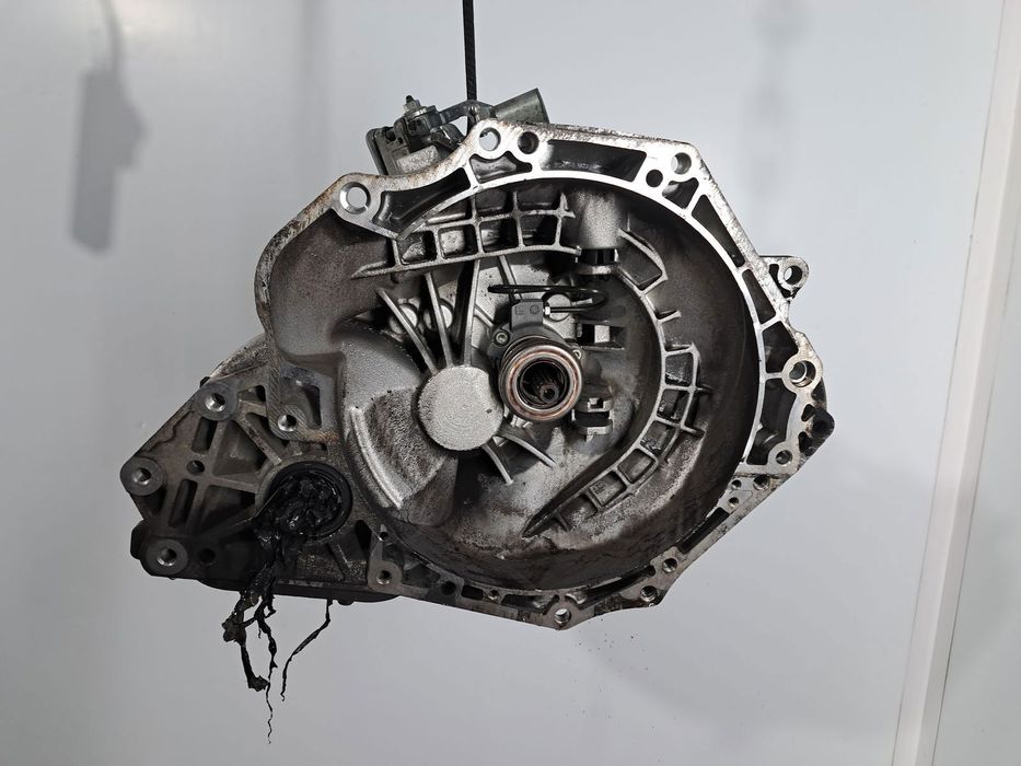 Cutie viteze manuala 5 trepte  Opel Corsa D [Fabr 2006-2013] 1.6 Benz