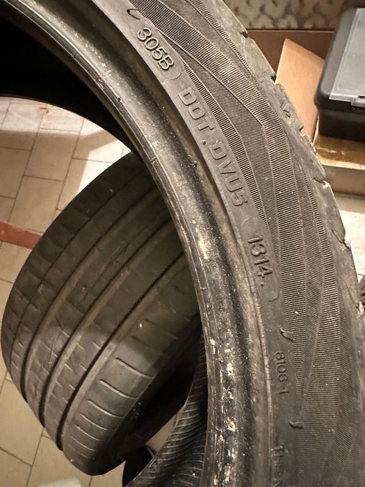 5 брЛетни гуми VREDESTEIN ULTRAC VORTI XL 245/35/19