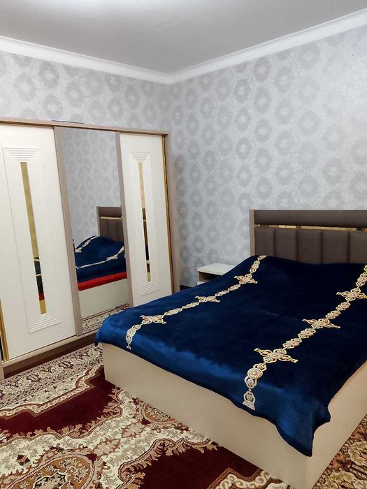 Навои ш Гулистон 3 массивда 7-хонали 6-сотих замонвий ховли сотувда.