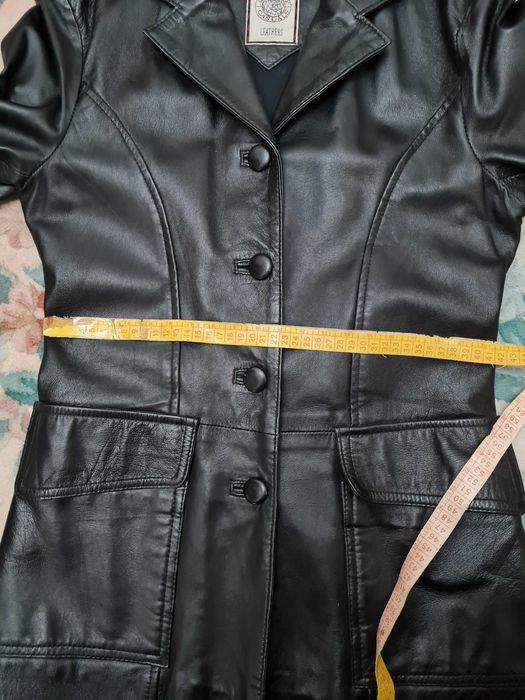 Haina piele, dama,cambrata pe corp.piele foarte fina