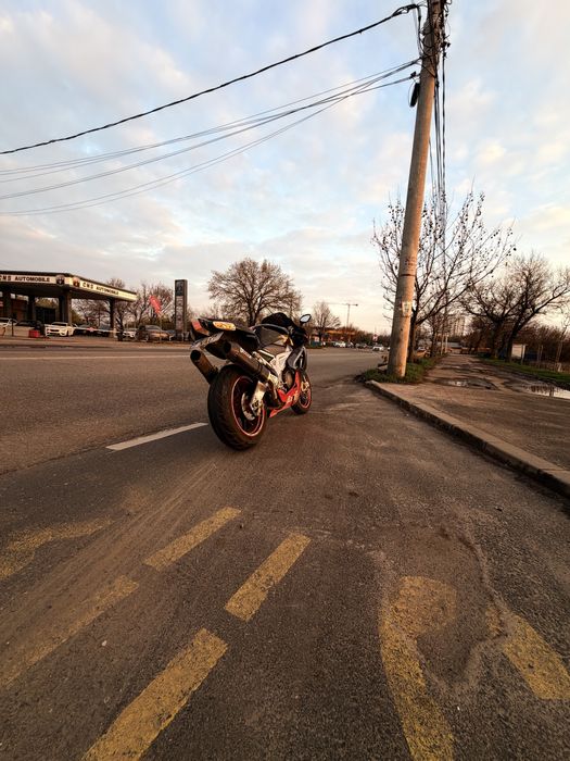 Aprilia RSV1000R – 2008 – 26.000 km