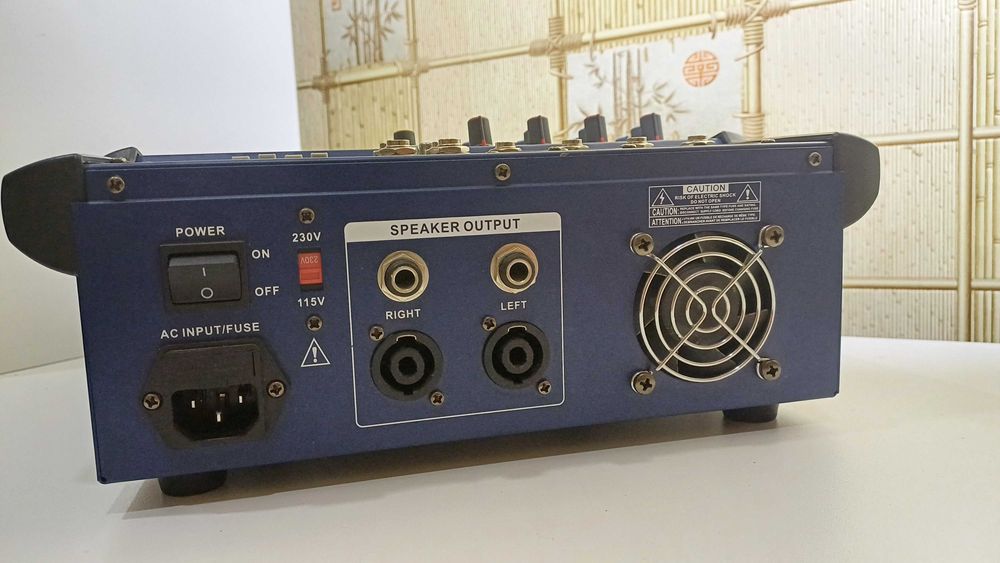 Микшер 4 канальный