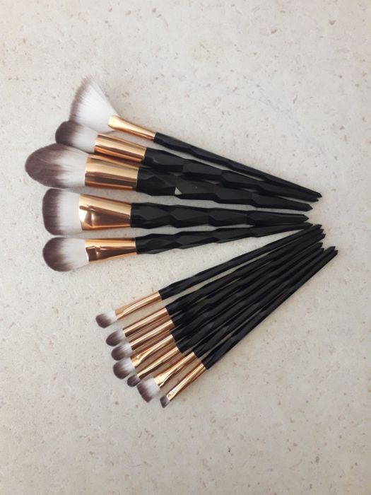 038 нови комплекти четки за грим Диамант 12 бр Diamond brushes