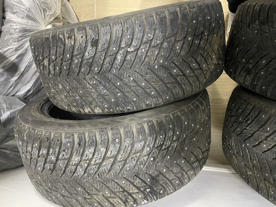 Шина шипованные
