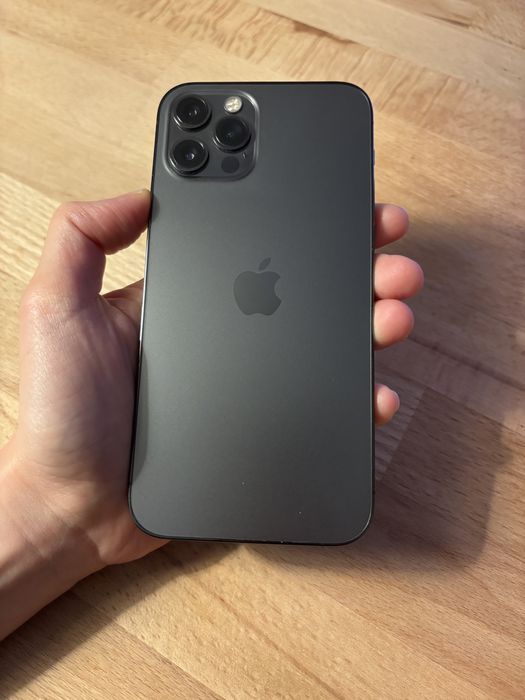 iPhone 12 Pro in stare foarte buna
