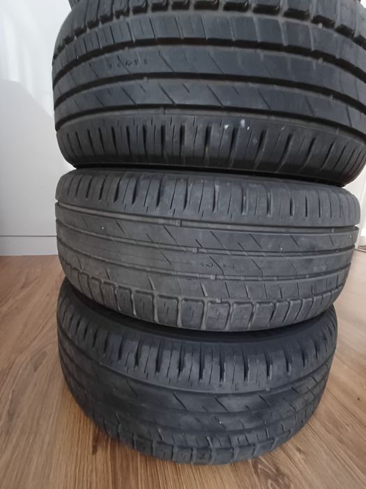 Продам  комплект шины Ikon Character