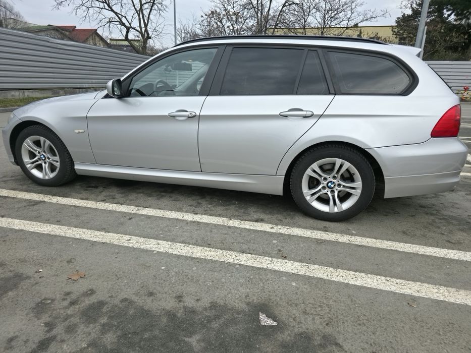 BMW M1 318d Automat și modul Sport