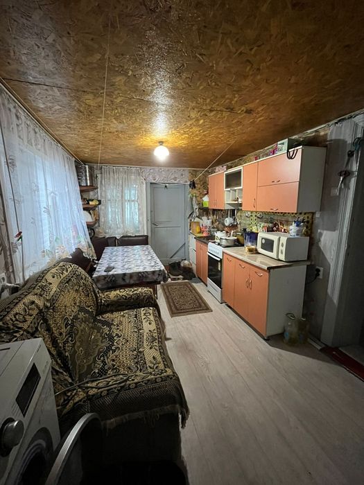 Продам дом  с Луганск