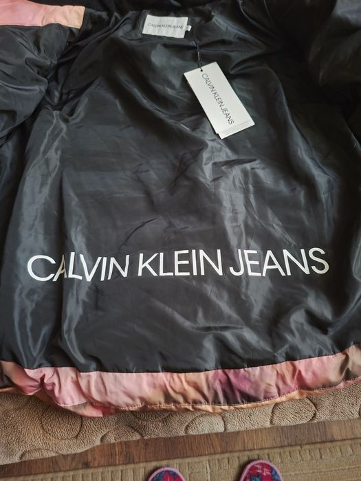 Оригинално яке на  Calvin Klein