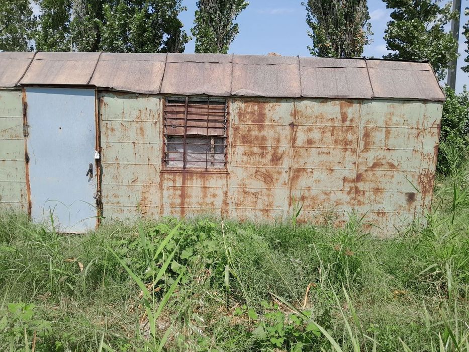 Вагон кантенир сотилади 700$