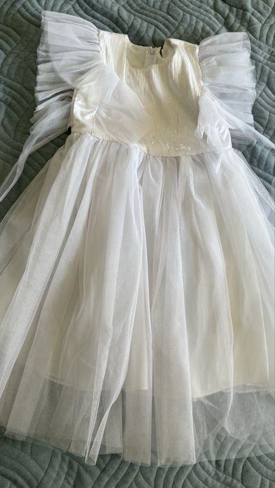 Продам белоснежное платье