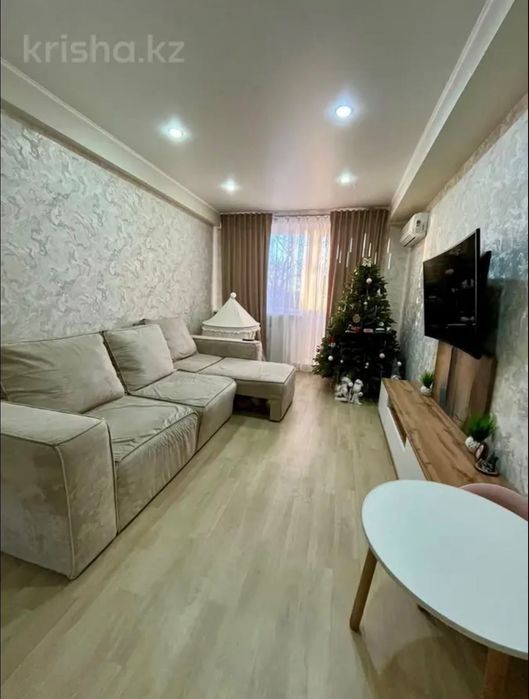 Продам квартиру 3 х комнатную