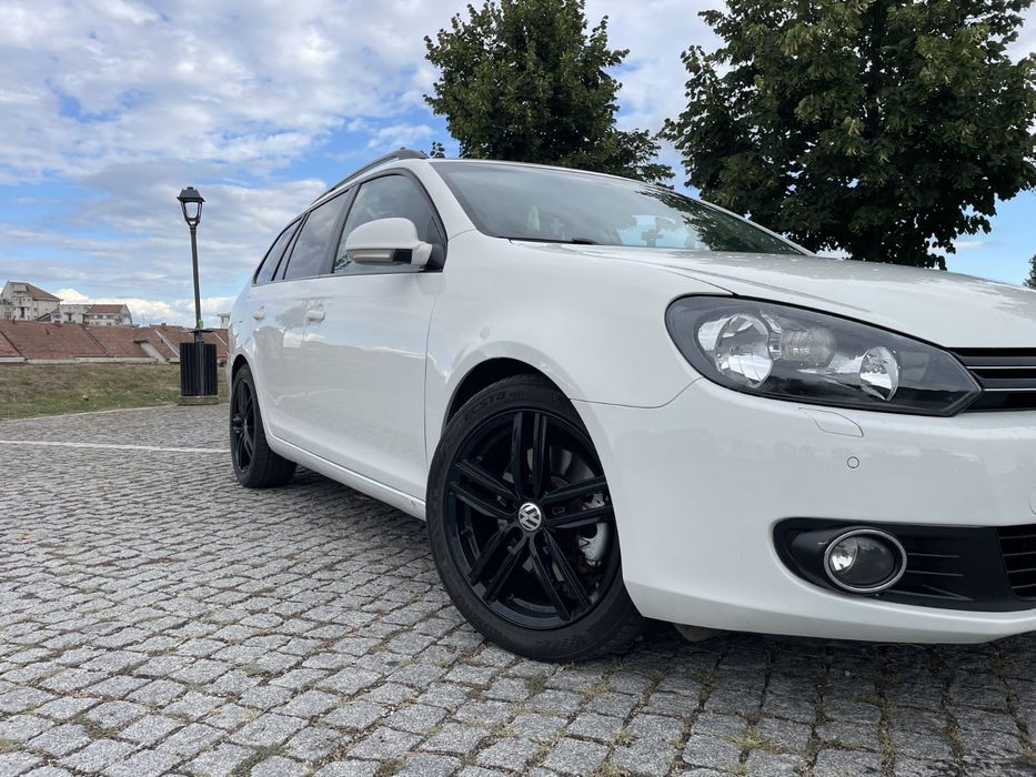 VW Golf 6 2.0TDI DSG

Contact 0757.569.080

An fabricatie: 2011/11
Nr. km: 302000 km

Distributia schimbata la 253000 km
2 seturi jante + anvelope (va