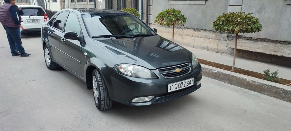 Жентира сотилади айби йук тозза мошина