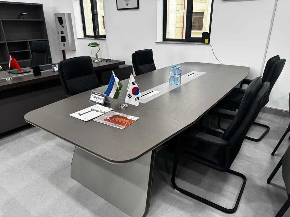 Стол Конференция Мажлислар учун стол