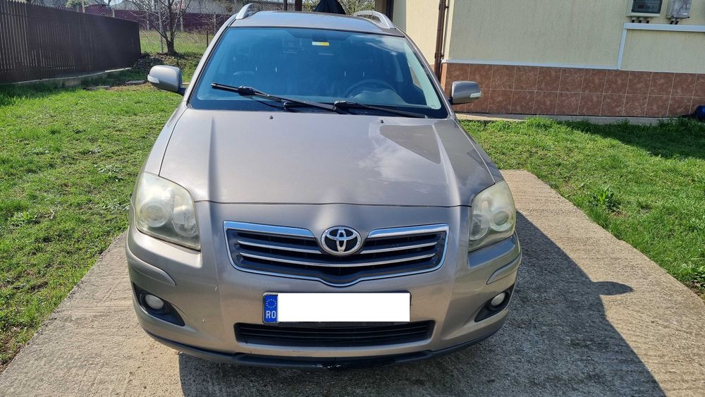 Toyota Avensis T25 Facelift - 2.2 D-CAT 177 CP - Piele