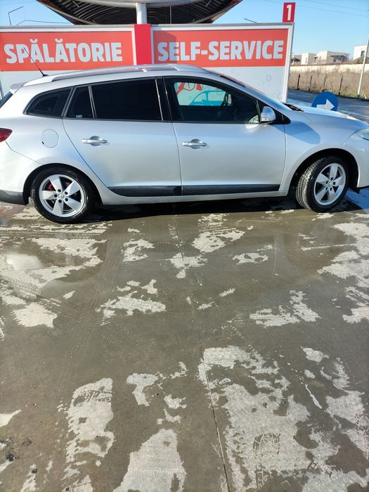 Vând Renault Megane Euro 5