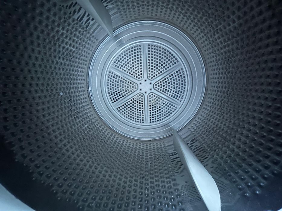 Uscator rufe Whirlpool AZB9785