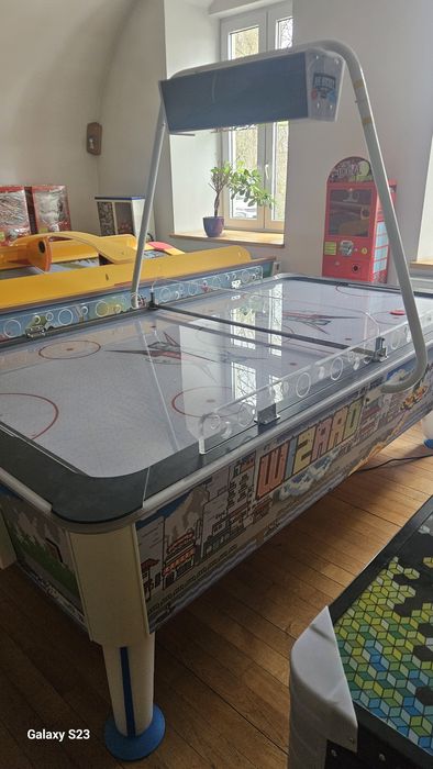 Въздушни хокеи.Водоустойчиви за външен и  вътрешен монтаж на цени от