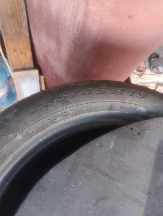 Гуми БМВ х5 19цола