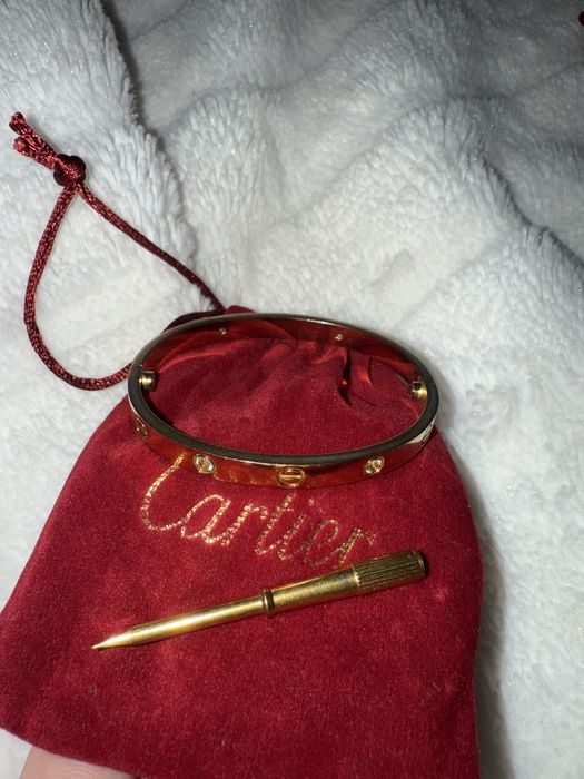 Bratara Cartier Gold