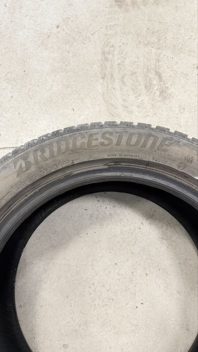 Продавам гуми . Bridgestone Blizzak 245/50/18