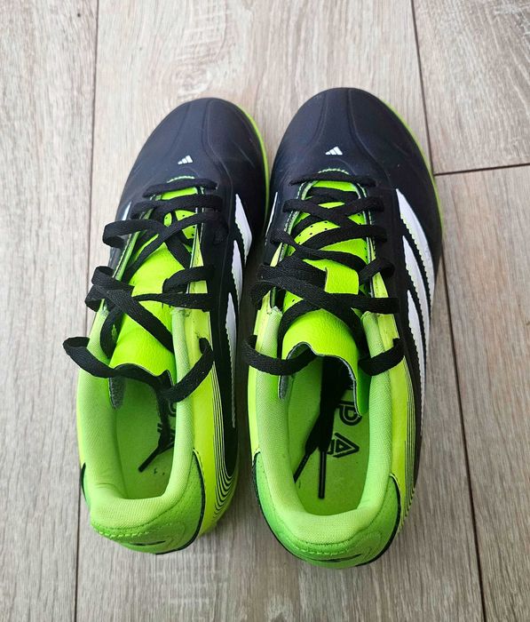 Pantofi copii fotbal