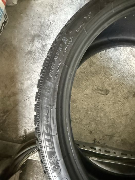 Michelin pilot alpin 5 285/30r20