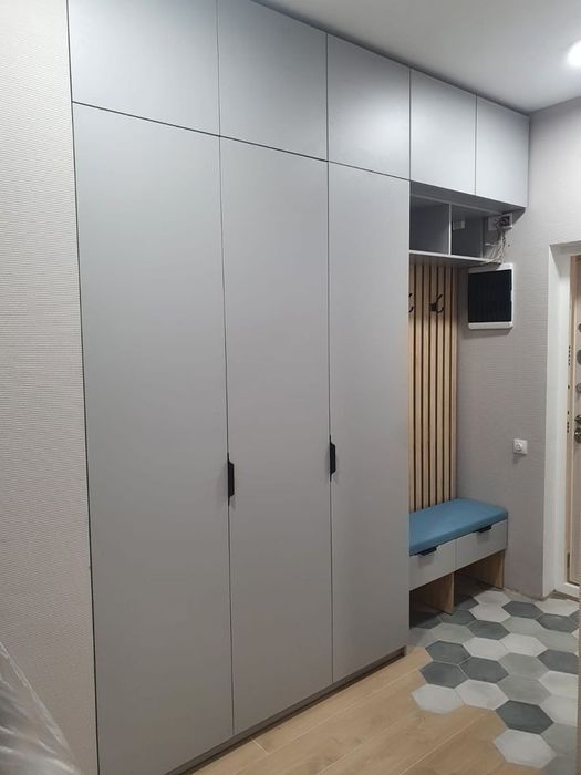 Мастер по изготовления мебели на заказ любой мебель изготовим.