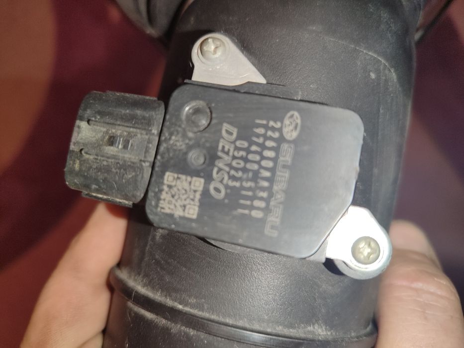 Субару Легаси. Аутбэк. Корпус воздушного фильтра. Оригинал. Япония.