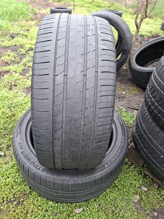 Vand 2 anvelope 275 40 21 tristar bune de vara dot 2020