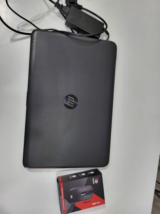 Современный ноутбук HP
