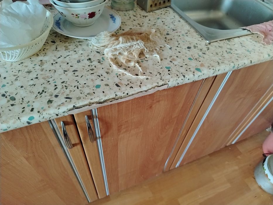 Продам кухонный горнитур