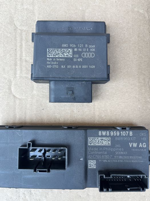 Plafoniera / Modul portbagaj / Modul pompa combustibil Audi A4 A5 8W