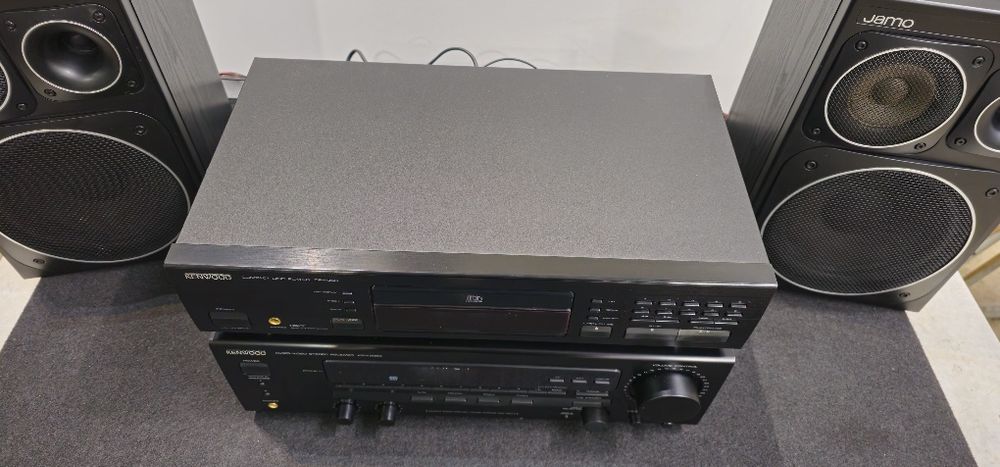 Усилвател Kenwood KR-V6050 и CD player Kenwood DP-1050
